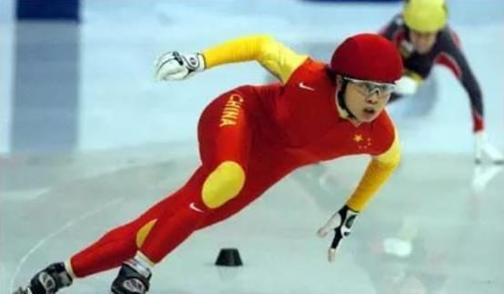 王濛爆料花样滑冰视频,精彩瞬间背后的故事 第2张 王濛爆料花样滑冰视频,精彩瞬间背后的故事 第2张